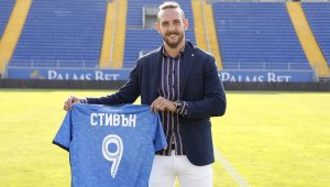ОФИЦИАЛНО: Стивън Петков пак е играч на Левски