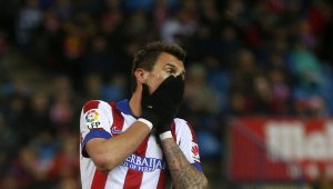 Манджукич отново става „вълк“