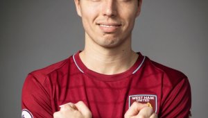 ОФИЦИАЛНО: Уест Хям привлече Насри до края на сезона