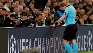 Почетино бесен на ВАР