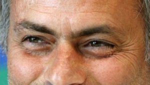 Моуриньо: Ако продават Руни могат да ми се обадят