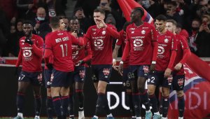 Милан ще финализира сделката за Ботман