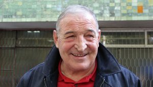 Пената отново култов: Живи сме! Лазим и пак продължаваме