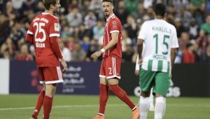 Байерн се изгаври с араби, Робен припомни как опъна Юнайтед + ВИДЕО