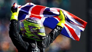 Хамилтън ще брани уникален рекорд на "Силвърстоун"