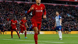 Ван Дайк донесе нов успех на Ливърпул 