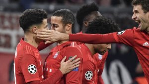 Коутиньо е "дупка" в Байерн, но не иска да си ходи