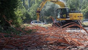 Бойко спира градежа на новата спортна зала