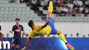 Роналдо бе посрещнат като звезда в Иран