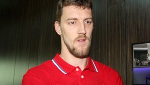 Много лошо! Баскетболен ас на Цървена звезда е в кома след тежка катастрофа