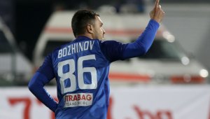 Синьо сърце! Божинов спасява Левски от фалит