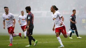 Слабак №1 във Висшата лига щеше да се бори за второ място в Бундеслигата