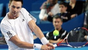 Сьодерлинг е първият финалист в Ротердам