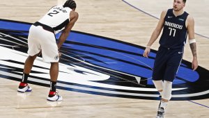 Клипърс надви Далас в дуела между Кауай и Дончич