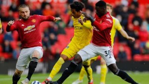 Ман Юнайтед преотстъпи защитник на Астън Вила