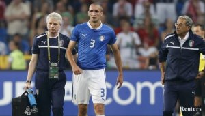 Джорджо Киелини аут за мача с Англия