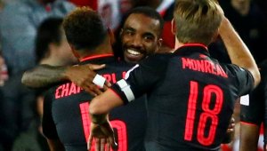 Новата голова машина на Арсенал ги почна, трябваха му 15 минути! + ВИДЕО