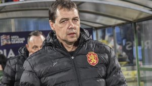 Хубчев отсвири Ивелин Попов: Нямаме по-добри играчи от Пламен Илиев и Десподов