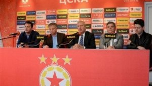 Тайнствен бизнесмен спасява ЦСКА от фалит