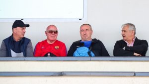 Изненадващ трансфер! Български футболист подписва със сензацията в Ла Лига