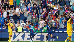 Леванте шокира Барса с 3 гола за 7 минути + ВИДЕО