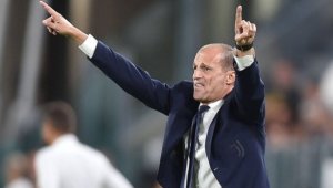 Алегри се направи на умряла лисица преди дербито с Интер