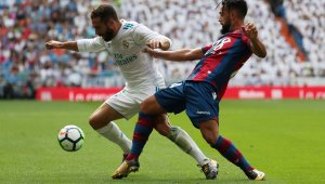 Карвахал забърка расистки скандал, "любим" съдия на Барса помогна на Реал + ВИДЕО