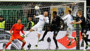 Пропусната дузпа лиши Интер от победа в Германия