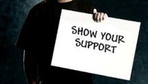 Роналдиньо: Спрете да критикувате Роналдо