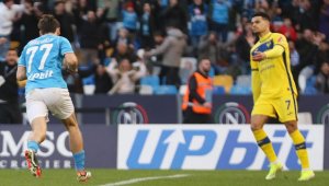 Кварадона измъква Наполи срещу слабак