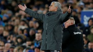 Никой не изпитва съжаление към мрънкащия Жозе