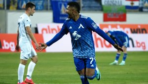 Победа над Лудогорец връща Левски в битката за титлата