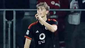 Юве продаде защитник на Борнемут