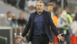 Флик мрънка след третото равенство на Германия