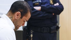 Закъса го! Алвеш няма пари за гаранцията си, чака заем от голяма звезда