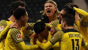 Това е чудо! Дортмунд обърна "орлите" от 0:2 и притиска Байерн!