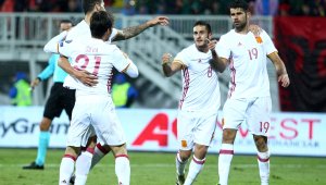 Испания с рутинна победа в Шкодра 