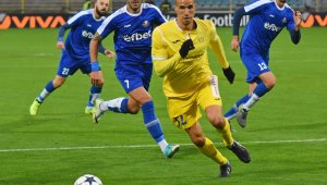 Левски излъга Монтана с огледален гол от дербито с ЦСКА + ВИДЕО