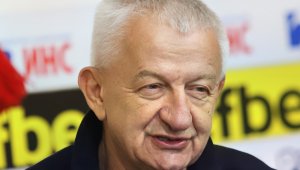 "Пророк" Крушарски позна за дербито