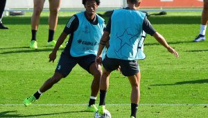 Юве иска да обвърже Куадрадо на всяка цена с нов договор