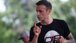 Урок по техника с топка от Димитър Бербатов + ВИДЕО