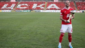 Тиаго Родригес: ЦСКА ме посрещна с пистолет