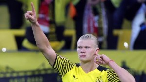 Ерлинг Холанд аут от Дортмунд