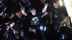 Усик за реванша с Джошуа: Защитата на родината ми е по-важна 