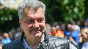 Огромна изненада! Тодор Батков се завръща във футбола