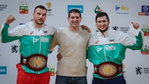 Милов и Батаев със златните пояси от "Дан Колов – Никола Петров"