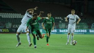 Лудогорец “би дузпата” на Берое 