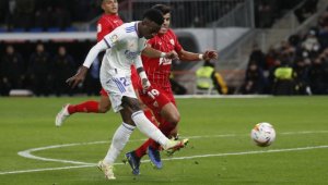 Страхотен гол! Винисиус осигури трудното 2:1 за Реал срещу Севиля 