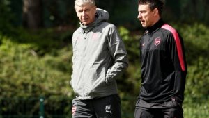 Бъдещето на Арсен Венгер е ясно