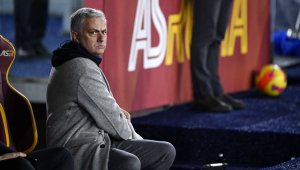 ОФИЦИАЛНО: Жозе Моуриньо с втори зимен трансфер в Рома